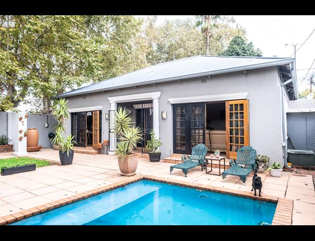 2 BEDROOM HOUSE RENTED IN NORWOOD